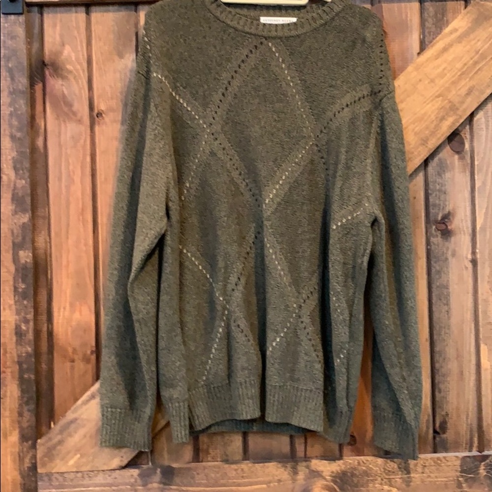 Men’s sweater